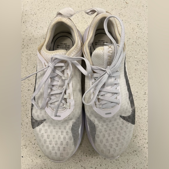 Women's Nike Air Max Fly Running Shoes White - Picture 3 of 5